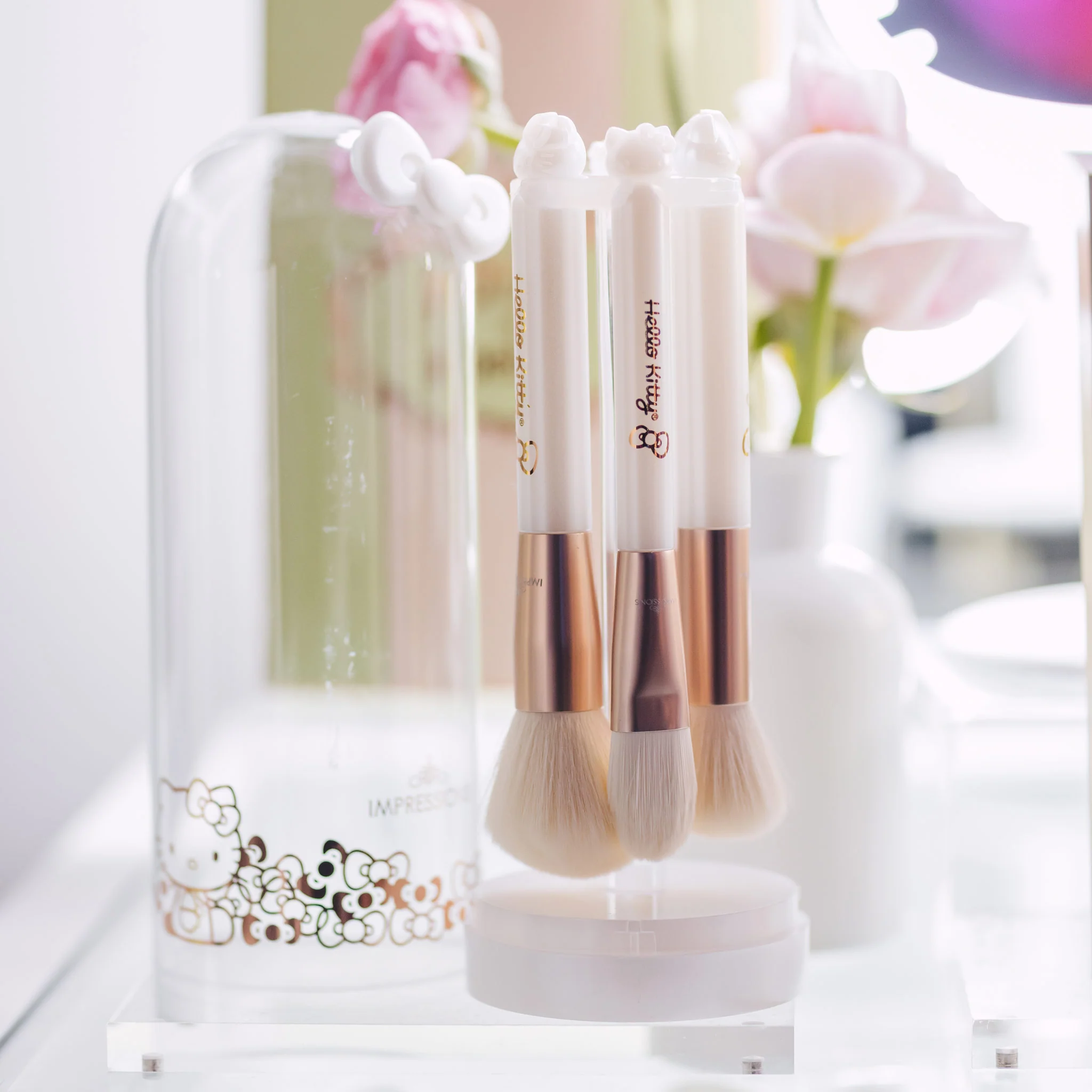 Hello Kitty® "Kawaii Icon" Bell Jar 6-PC Brush Gift Set - Image 7